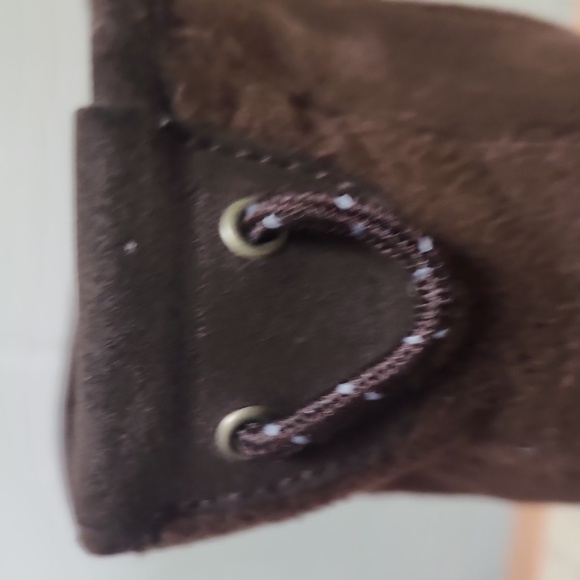 L.L. Bean. 8.5 medium. Brown. Ladies boots. - Picture 7 of 7